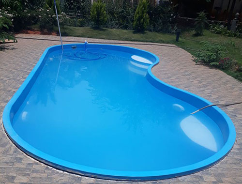 Fiberglass Bean Shaped Swimming Pool Manufacturer in Ghaziabad