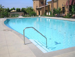 Plunge Swimming Pool Manufacturer in Ghaziabad